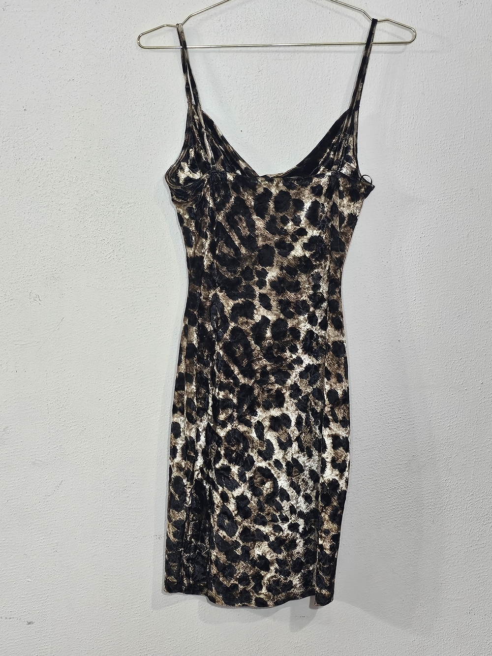 Y2K Akira Leopard Bodycon Size M Mini Dress Velvet Animal Print Whimi Cowl Neck - Picture 3 of 12